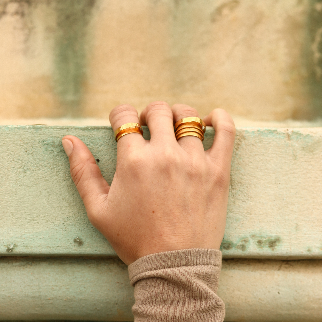 EARTH RING