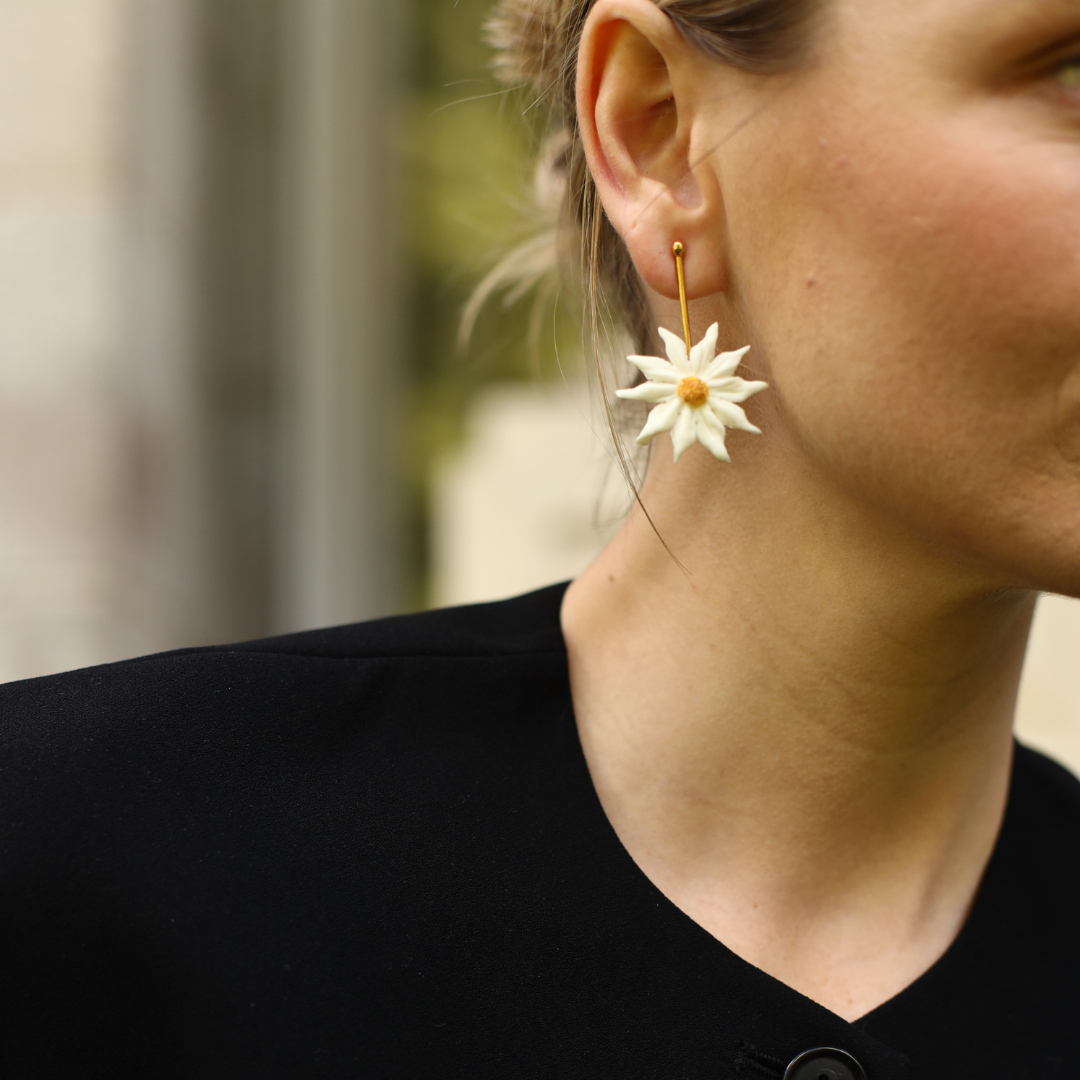 DAISY EARRINGS