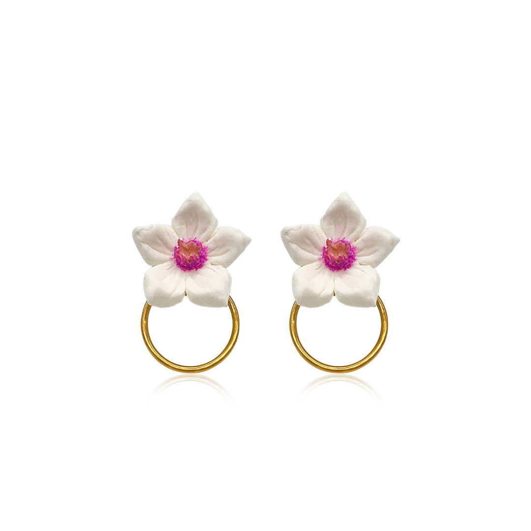 VINTAGE EARRINGS